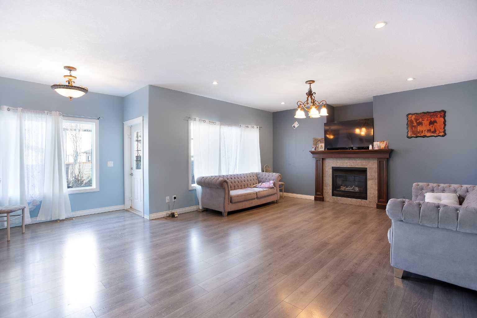 56 Baywater Court SW