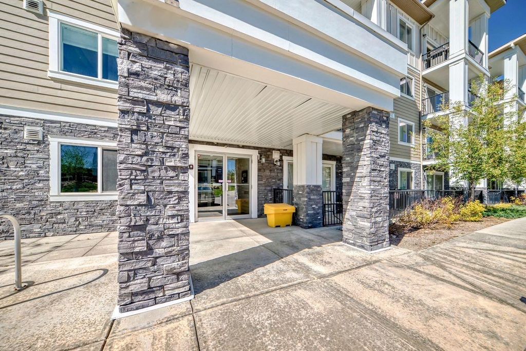 Photo of 450 Sage Valley Drive NW #2105, Calgary, AB T3E 0V6 (MLS # A2296714)