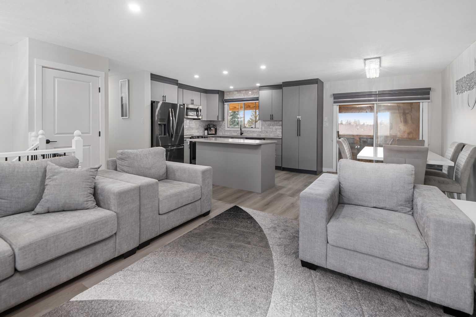 255 Rundleridge Drive NE