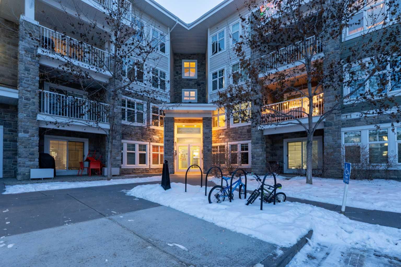 11 Mahogany Row SE 3311