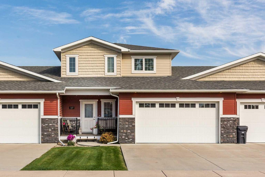 Photo of 149 Fairmont Boulevard S, Lethbridge, AB T1K 7E8 (MLS # A2348605)