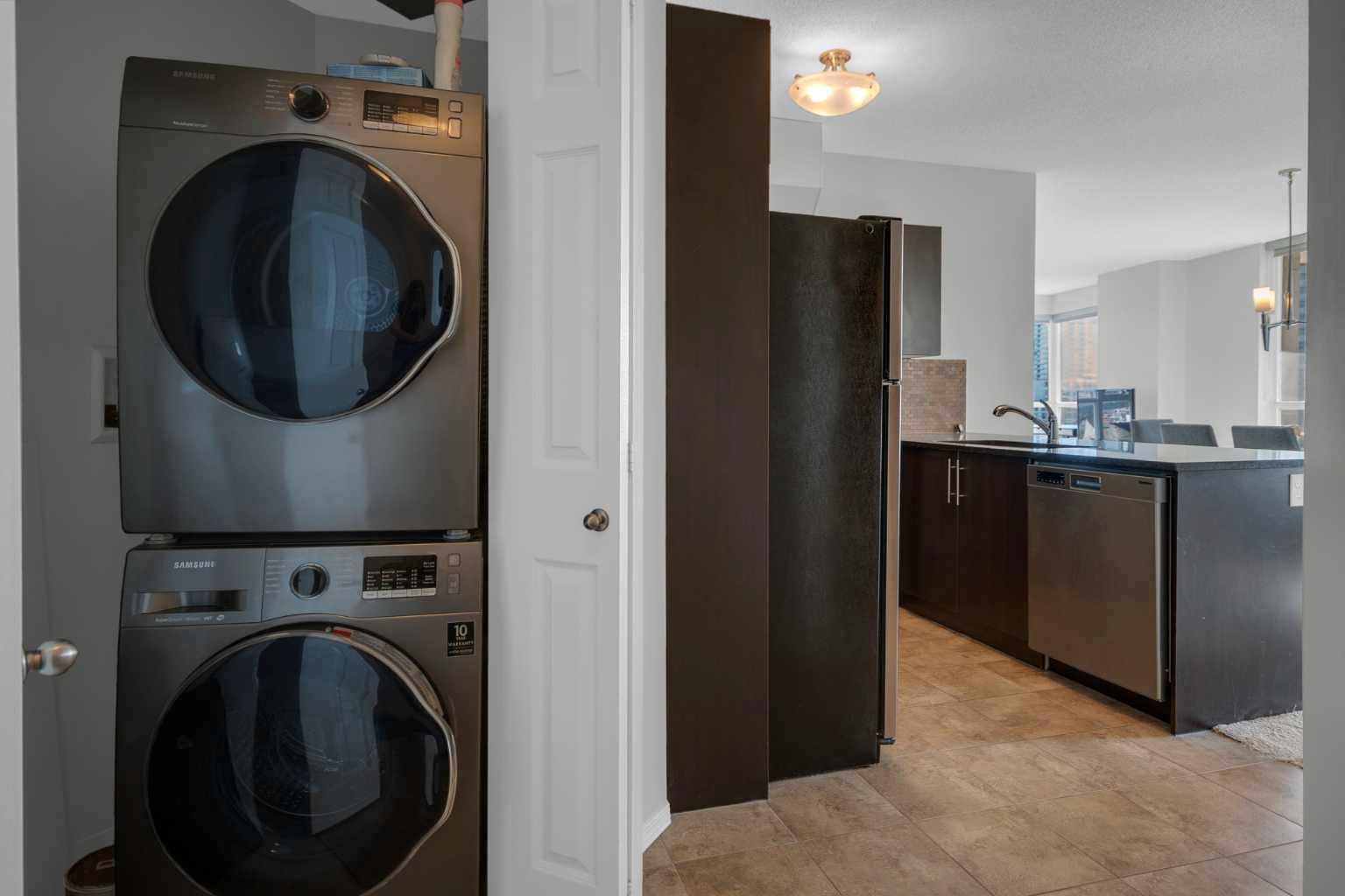 325 3 Street SE 604