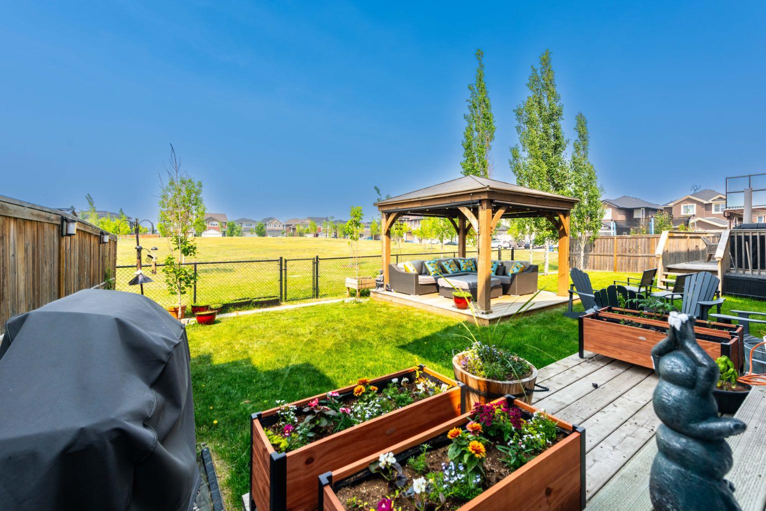 16 TARALAKE Heath NE