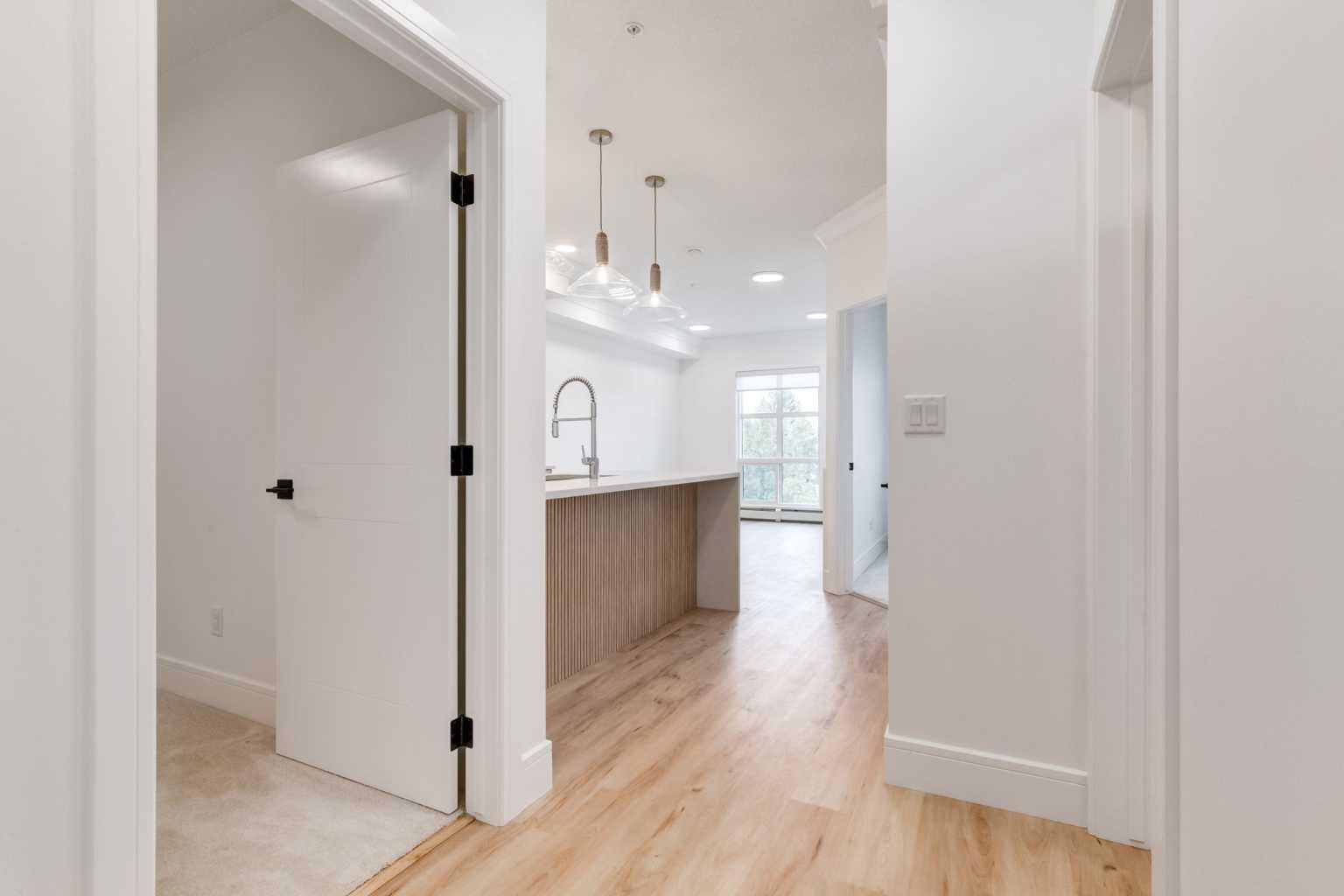 330 Dieppe Drive SW 406