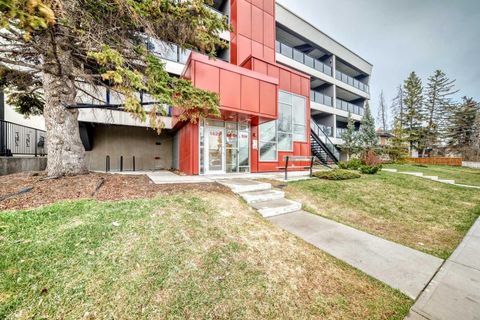 Photo of 1629 38 Street SW #303, Calgary, AB T3C 1T8 (MLS # A2304991)