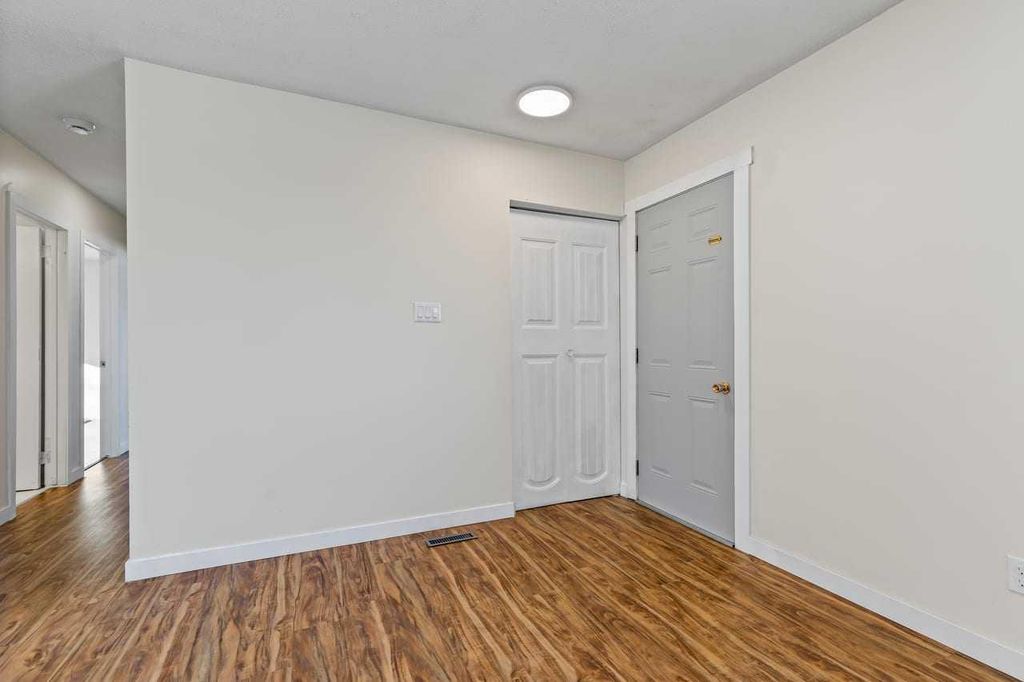 Photo of 531 64 Avenue NW, Calgary, AB T2K 5L3 (MLS # A2287445)