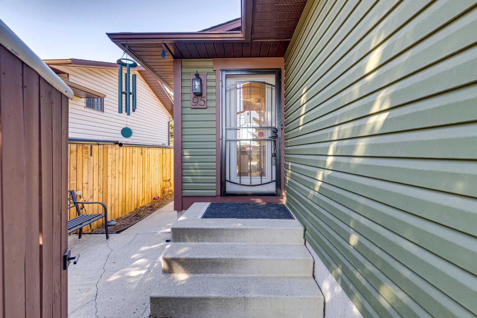 95 McHugh Road NE