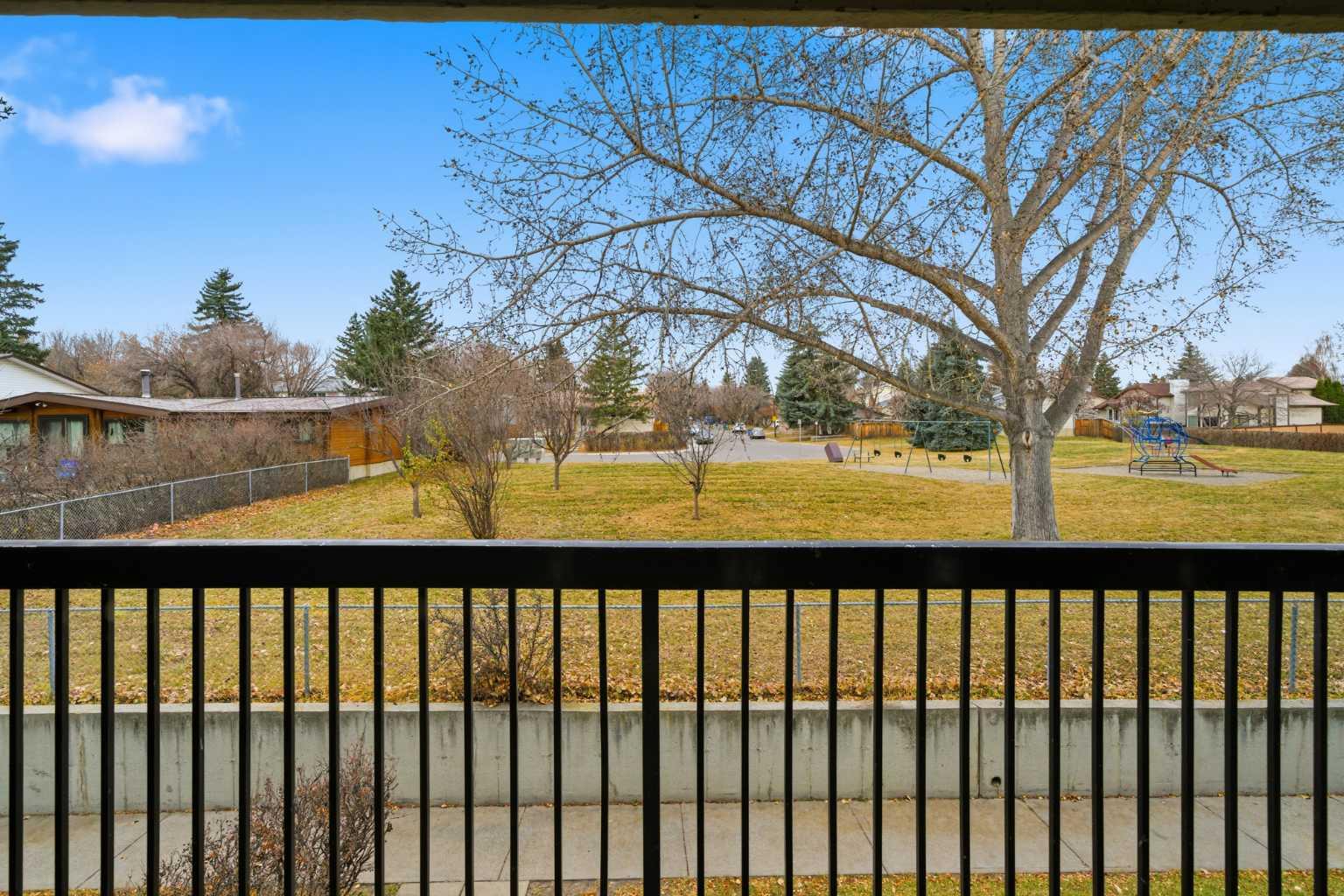 2200 Woodview Drive SW 306