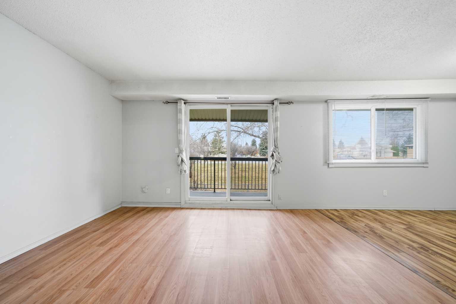 2200 Woodview Drive SW 306