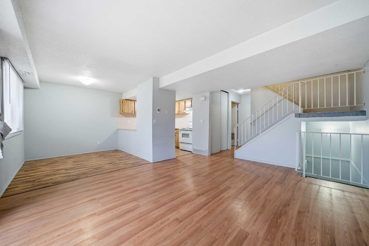 2200 Woodview Drive SW 306