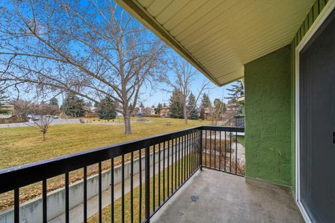 2200 Woodview Drive SW 306 Calgary AB T2W 3N6
