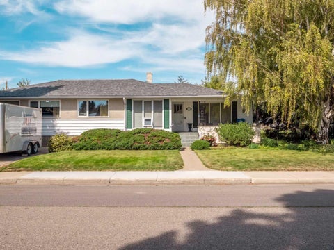 Photo of 2515 3rd Avenue S, Lethbridge, AB T1J 0M1 (MLS # A2340043)