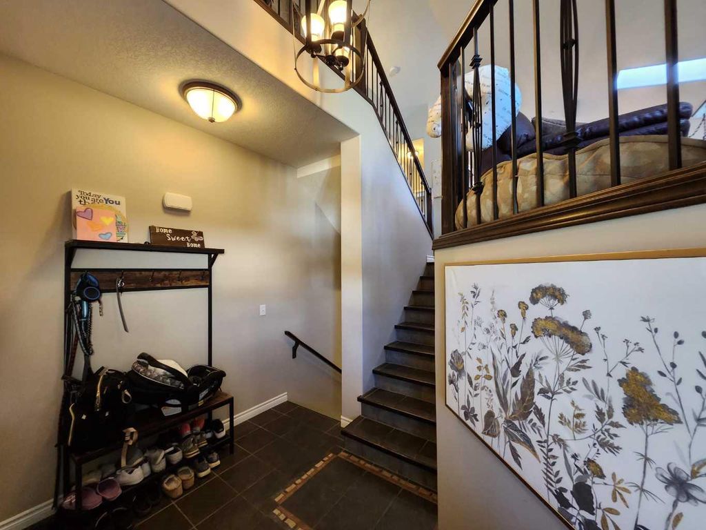 Photo of 2120 25 Street, Coaldale, AB T1M 1J4 (MLS # A2264405)