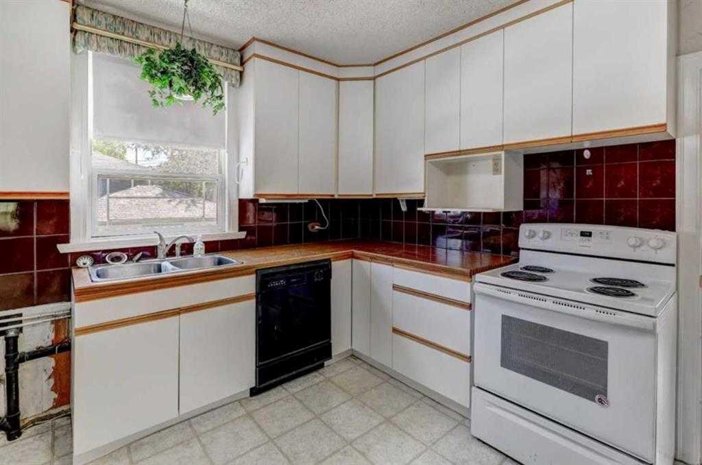 1402 Crescent Road NW