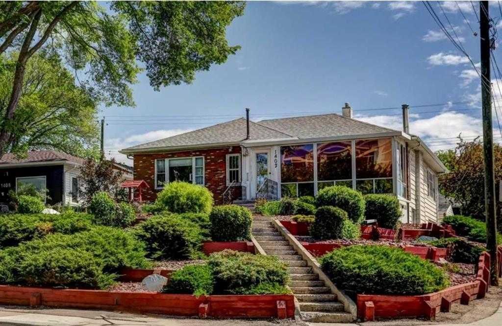 Photo of 1402 Crescent Road NW, Calgary, AB T2M 4B1 (MLS # A2280302)