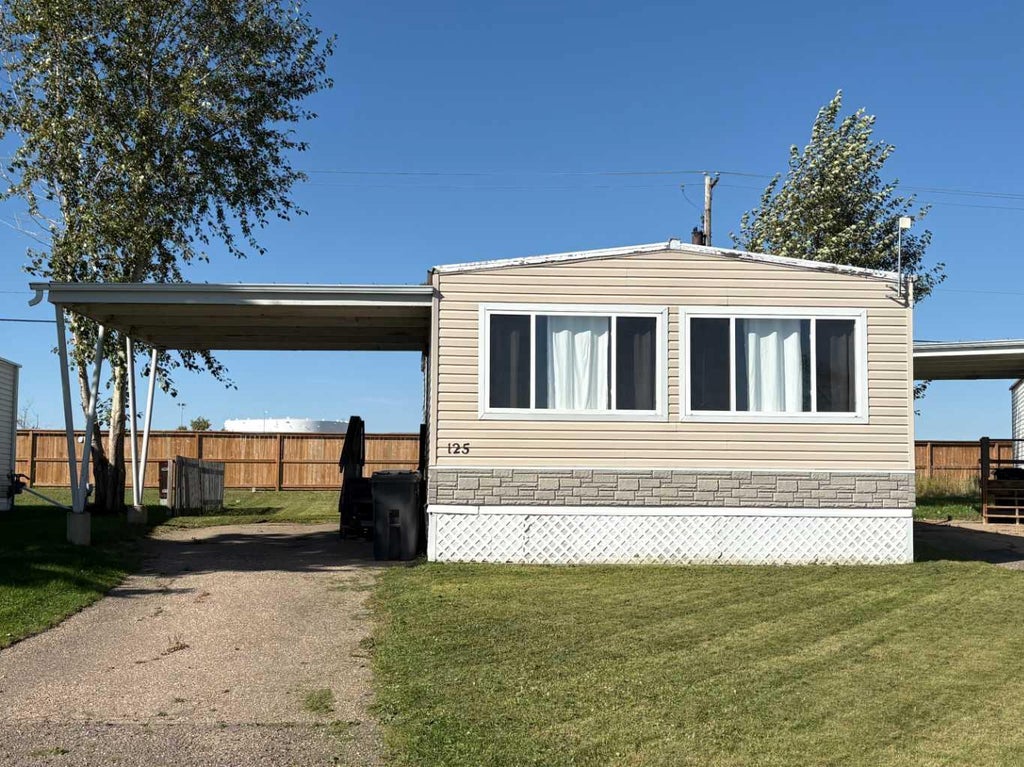 Photo of 5308 57 Street E #125, Lloydminster, AB T9V 2A3 (MLS # A2348055)