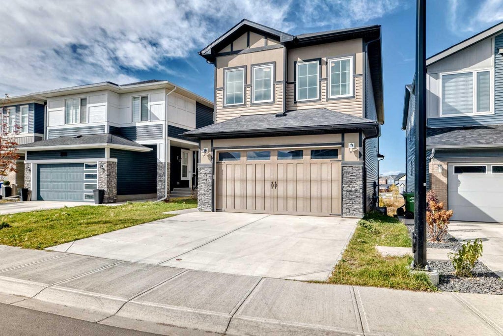Photo of 300 Carringvue Place NW, Calgary, AB T3P 2A5 (MLS # A2350755)