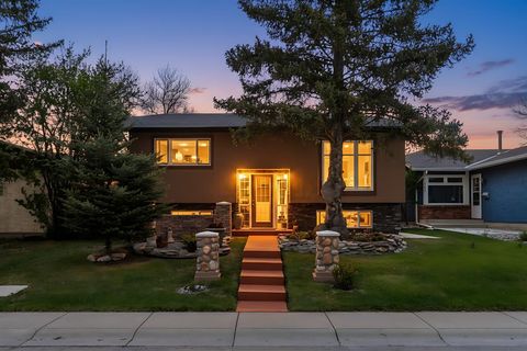 Photo of 155 Midcrest Crescent SE, Calgary, AB T2X 1B4 (MLS # A2313544)