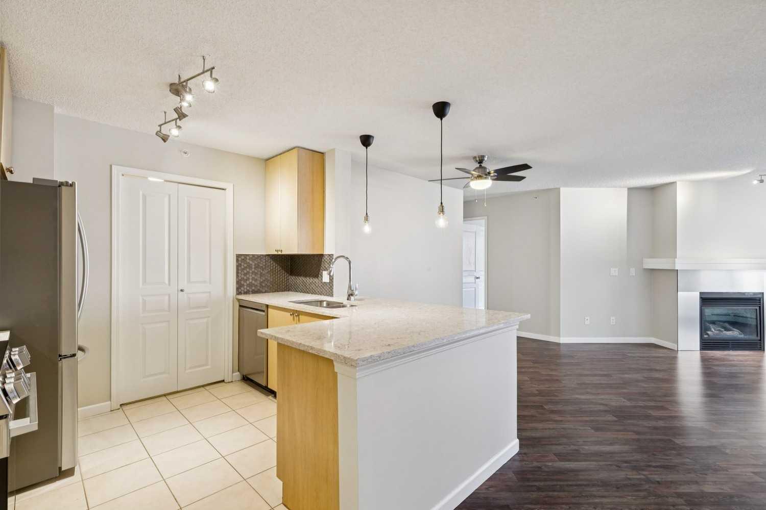 25 Richard Place SW 307