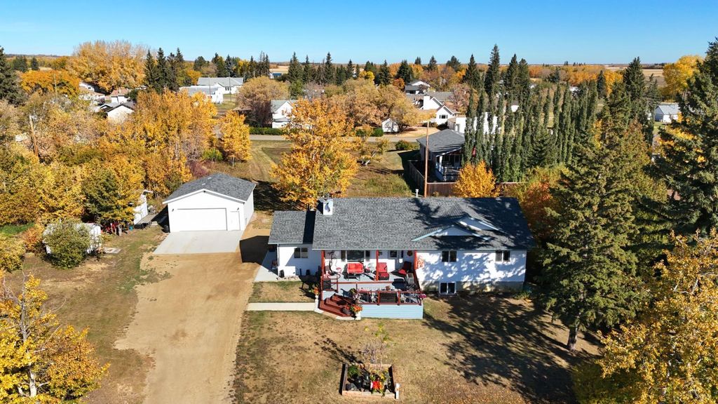 Photo of 120 Dominion Street, Kingman, AB T0B 2M0 (MLS # A2303390)
