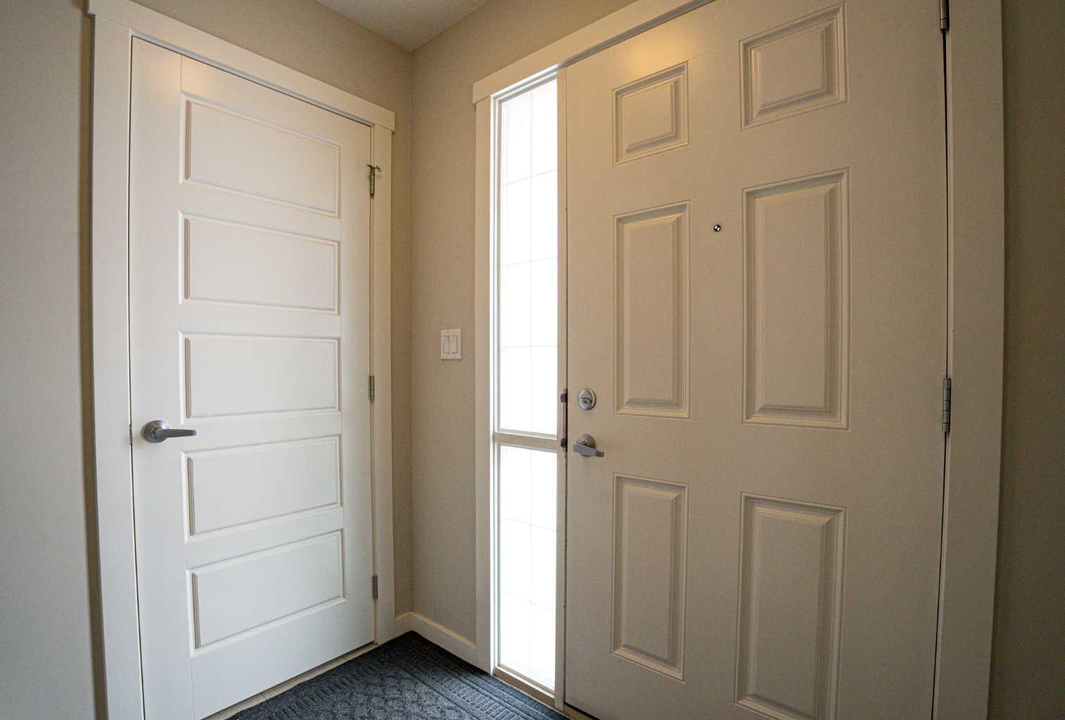 2400 Ravenswood View SE 422