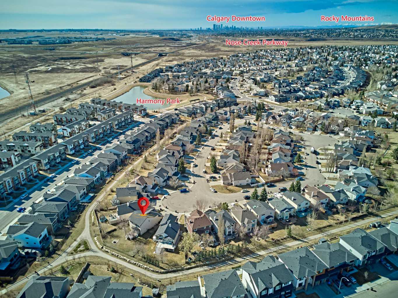 98 HARVEST GROVE Close NE