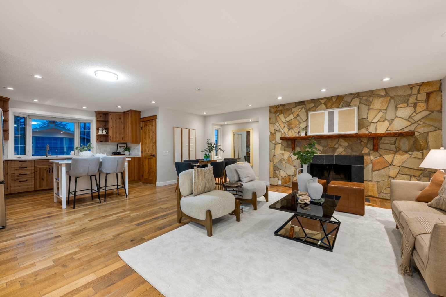 1428 Lake Michigan Crescent SE