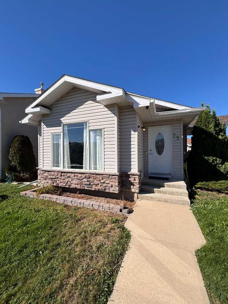 Photo of 75 Kodiak Crescent N, Lethbridge, AB T1H 6S4 (MLS # A2345348)