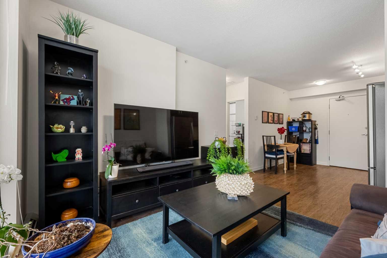 450 8 Avenue SE 1206