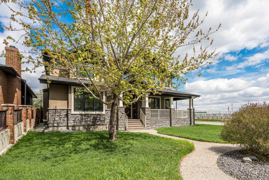 Photo of 5615 19 Street SW, Calgary, AB T3E 1P4 (MLS # A2310188)