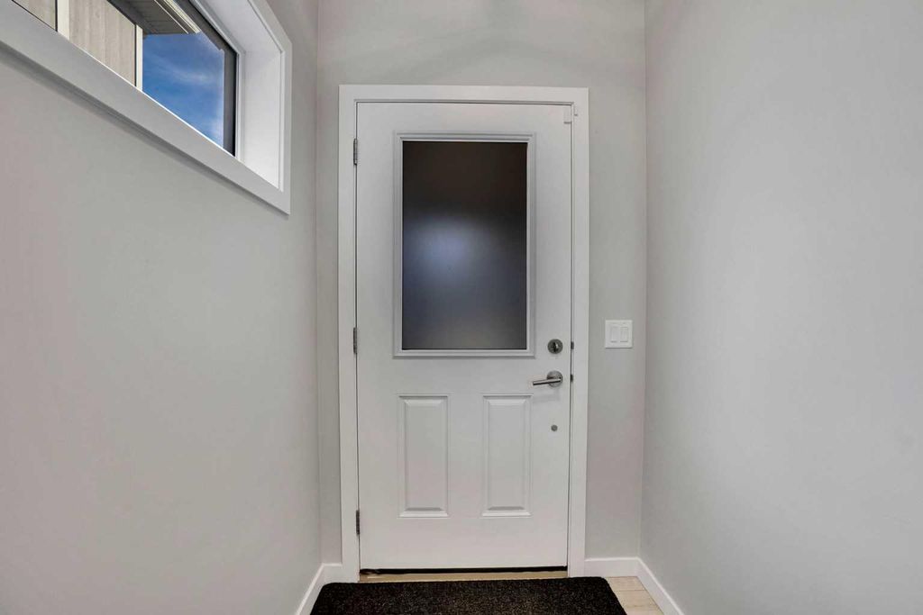 Photo of 179 Lucas Heights NW, Calgary, AB T3P 1X4 (MLS # A2311579)
