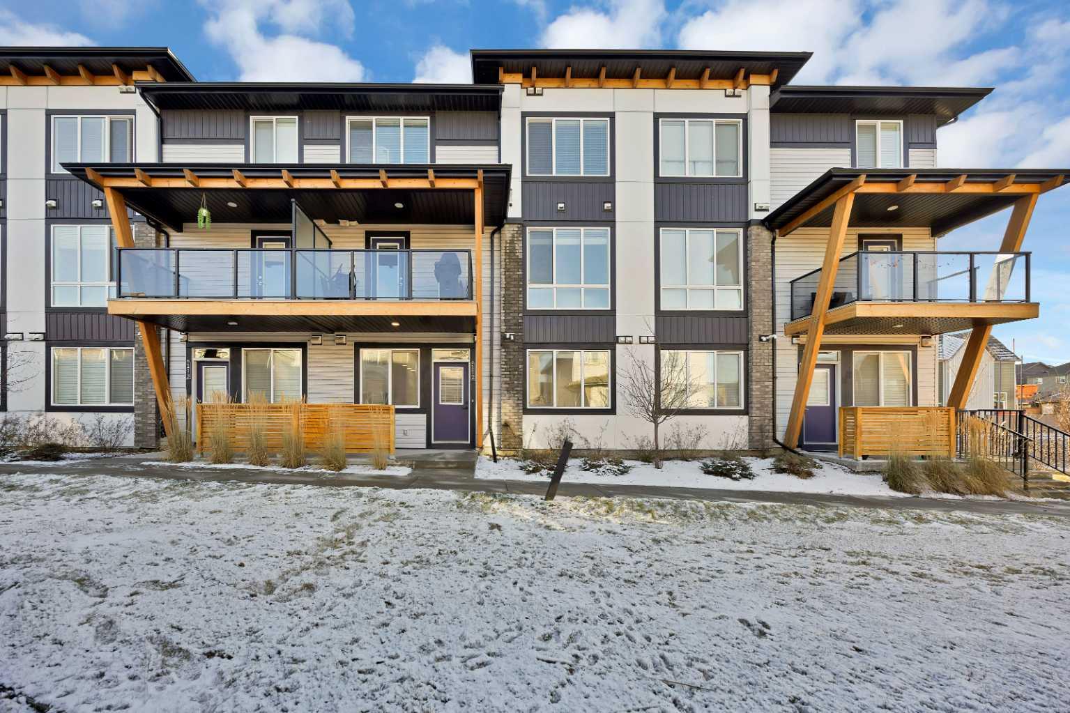 10060 46 Street NE 112