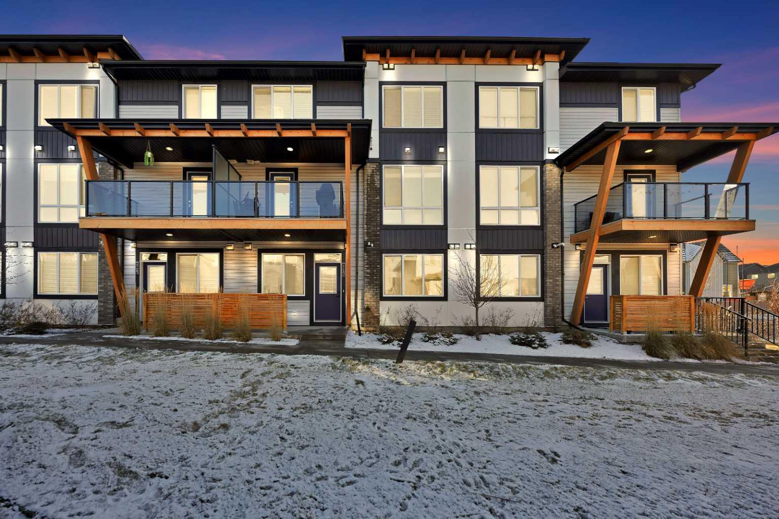 10060 46 Street NE 112