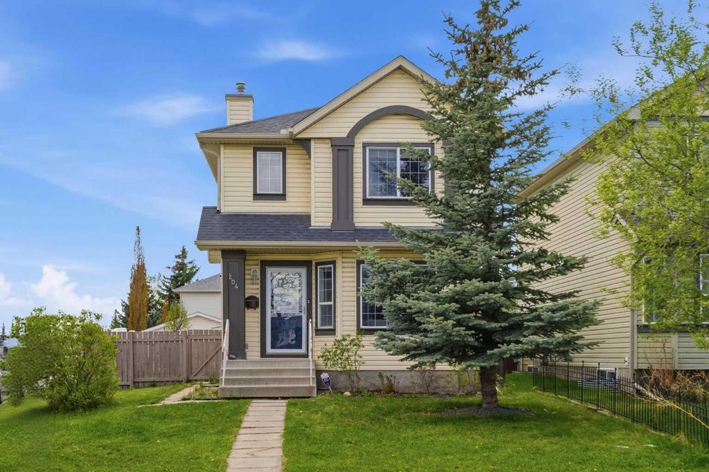 Photo of 204 Citadel Bluff Close NW, Calgary, AB T3G 5E2 (MLS # A2314274)