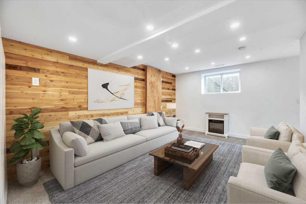 223 Coventry Road NE