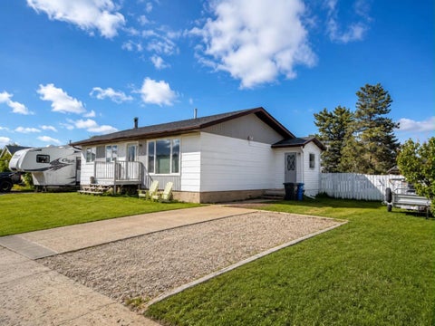 Photo of 11307 Leonard Street, Grande Cache, AB T0E 0Y0 (MLS # A2326596)