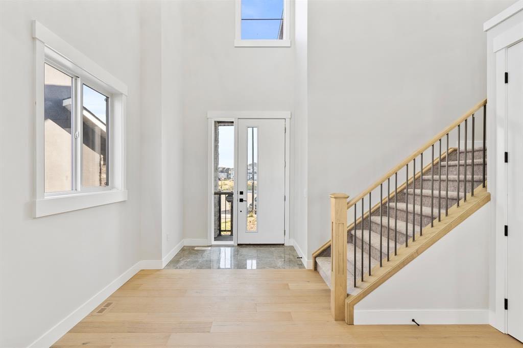 215 Kinniburgh Place