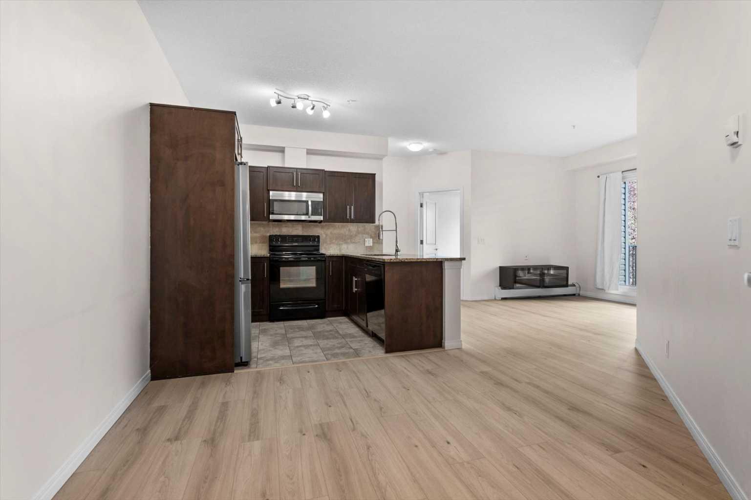 1540 Sherwood Boulevard NW 1227