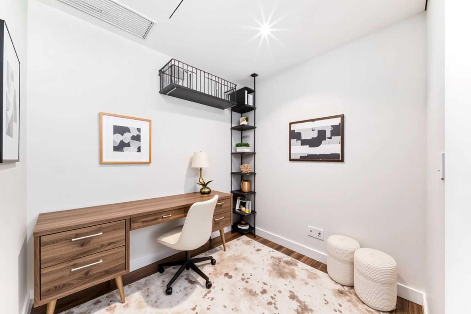 530 3 Street SE 3507