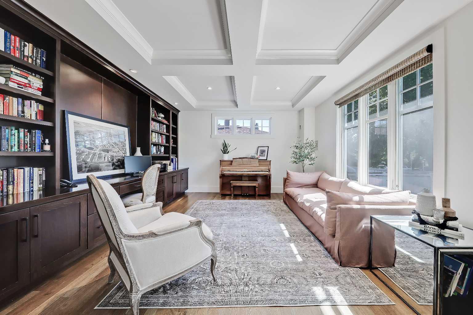 2 Granville Crescent SW