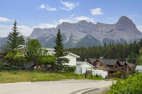 Photo of 18 Macdonald Place, Canmore, AB T1W 2N1 (MLS # A2322027)