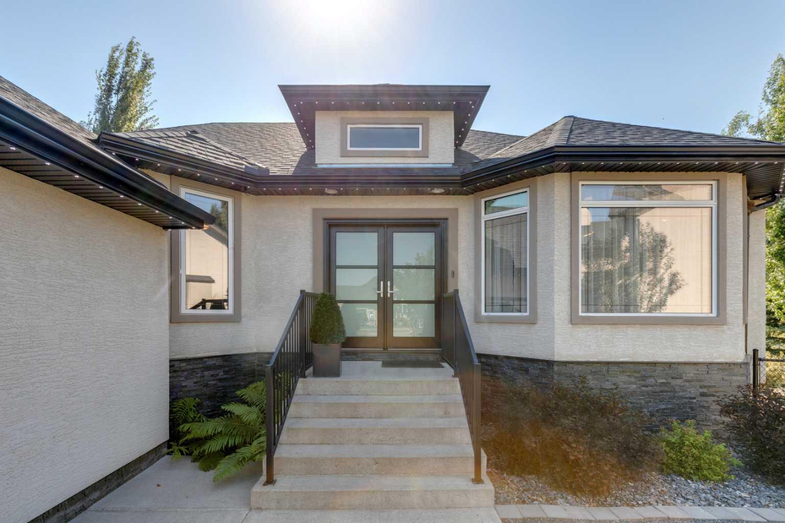 8 Cameron Close