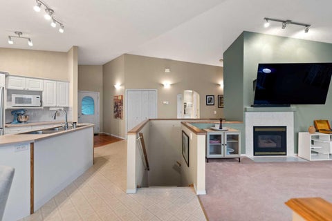 Tiny photo for 13 Somerset Gate SW, Calgary, AB T2Y 3G9 (MLS # A2355721)