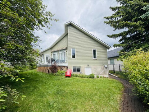 Tiny photo for 13 Somerset Gate SW, Calgary, AB T2Y 3G9 (MLS # A2355721)