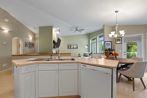 Tiny photo for 13 Somerset Gate SW, Calgary, AB T2Y 3G9 (MLS # A2355721)