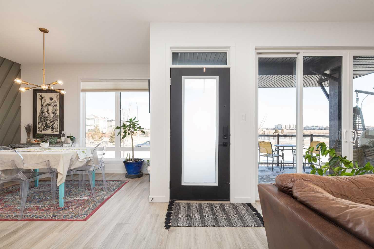 308 Grassland Boulevard W