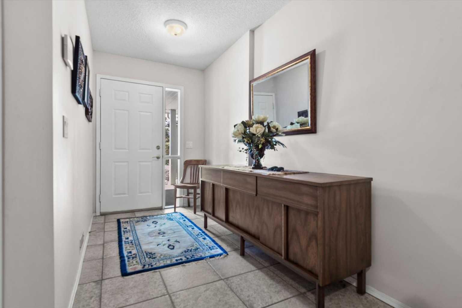 180 Valley Ridge Heights NW