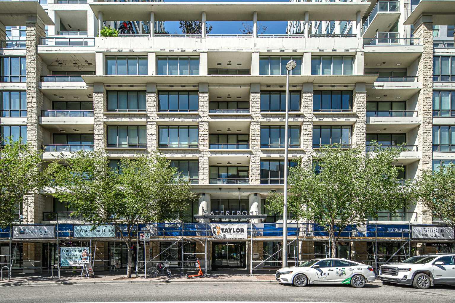 222 Riverfront Avenue SW 555