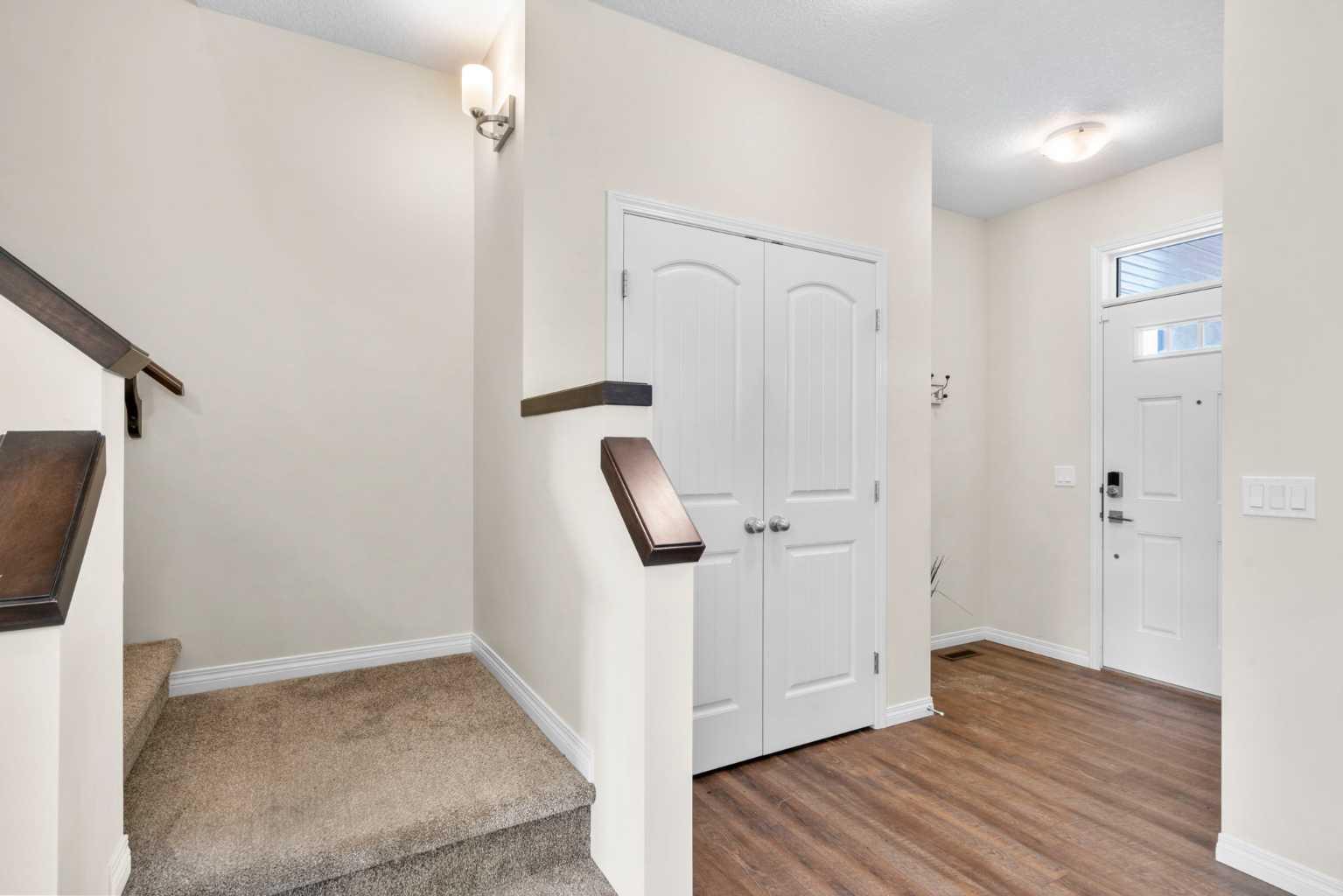 81 Legacy Glen Green SE