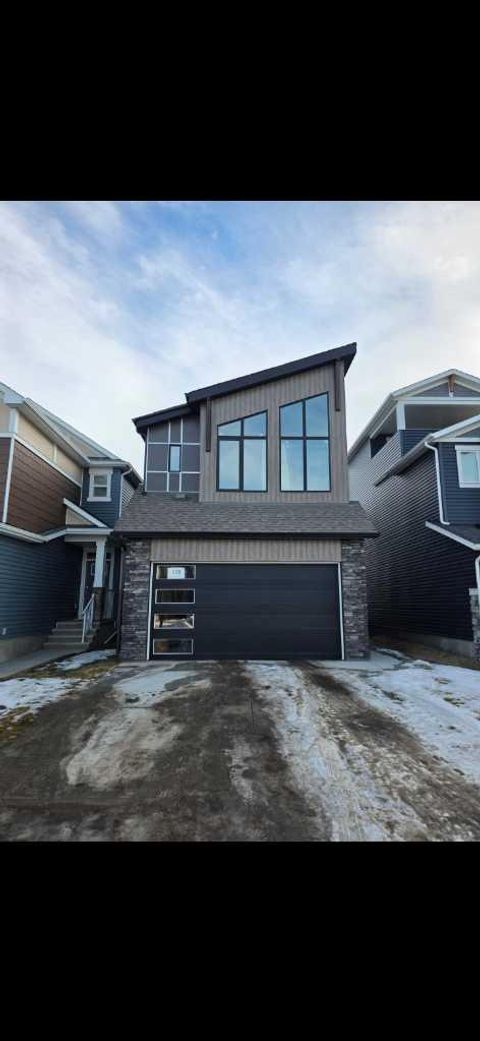 138 Silver Spruce Grove SW Calgary AB T2X 5M2